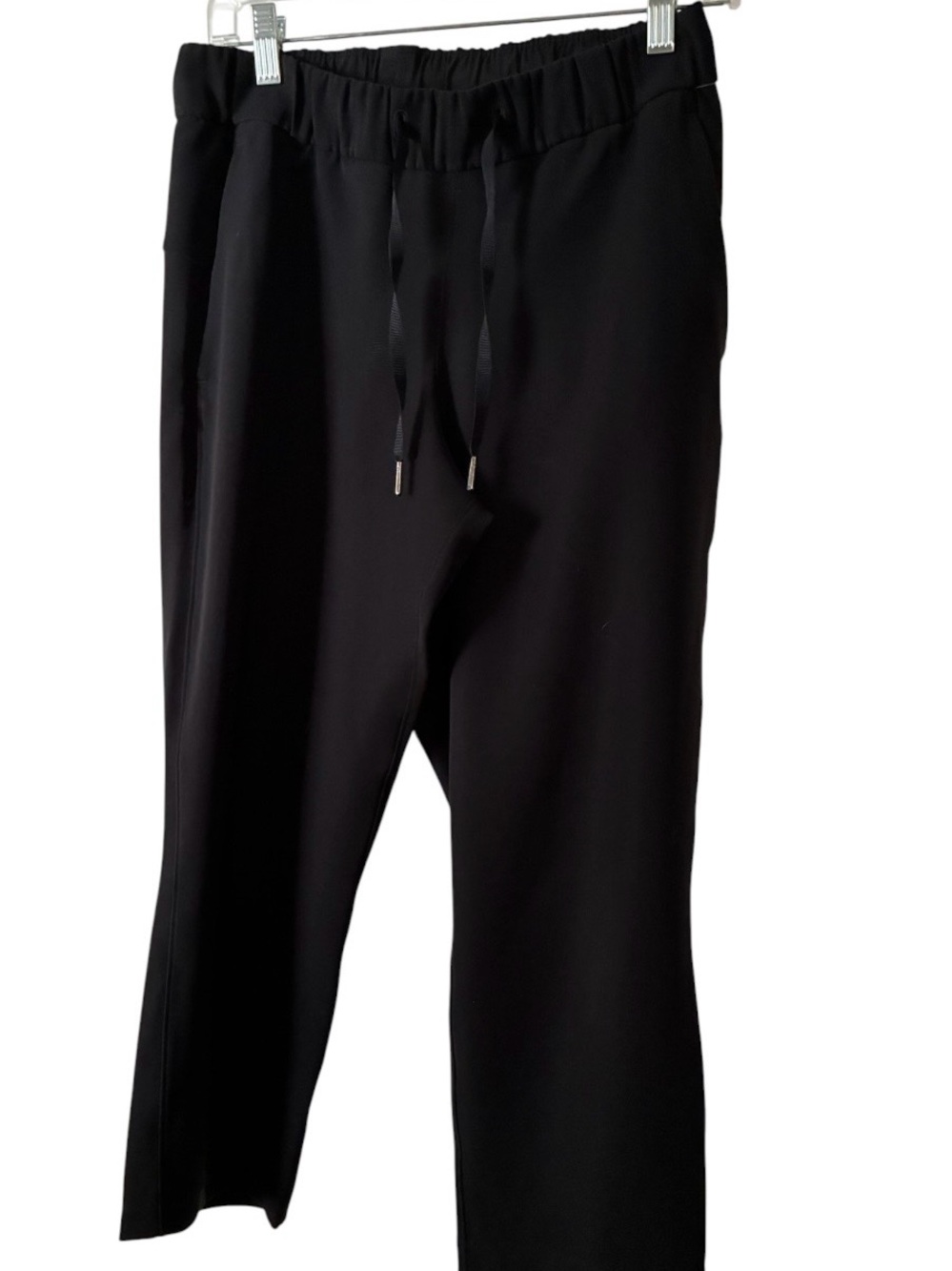 Lululemon On The Fly cropped pants Sz 6